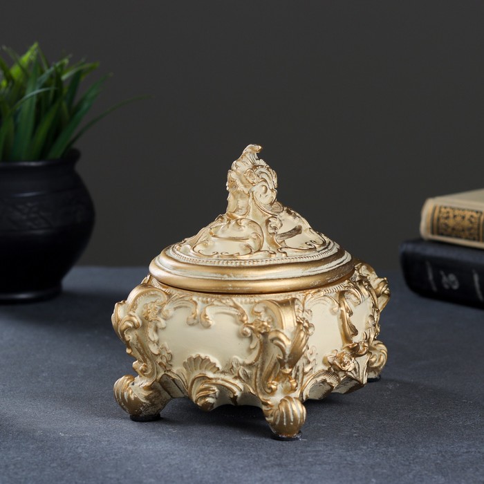 Изделие декоративное "Шкатулка" слоновая кость/золото 16х13х14см