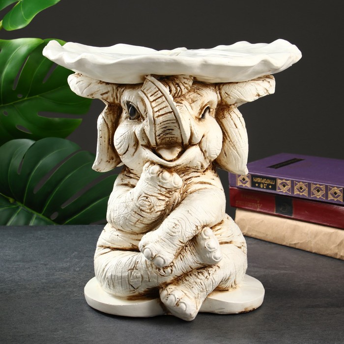 Фигура "Слон" слоновая кость 28х28х29см