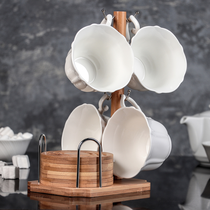 Набор кружек 180 мл "Эстет", 4 шт, деревянные блюдца, на деревянной подставке