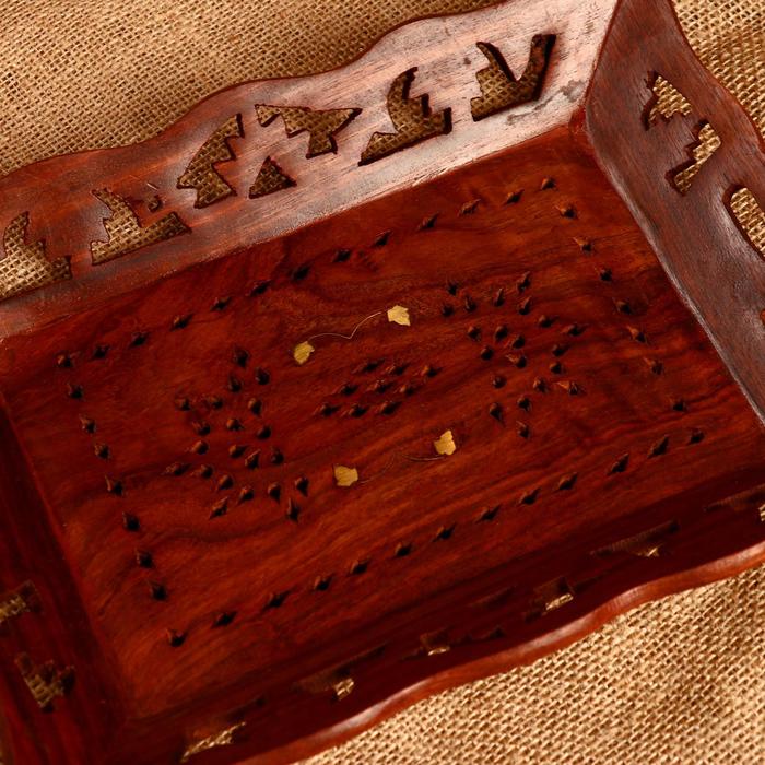 Поднос дерево "Резной" 25х19х3 см