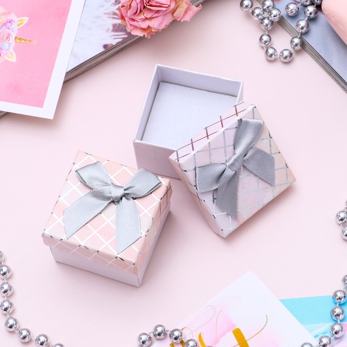 Коробочка подарочная под кулон,серьги,кольцо "Клетка перелив" 5*5*3,5см, цвет серый