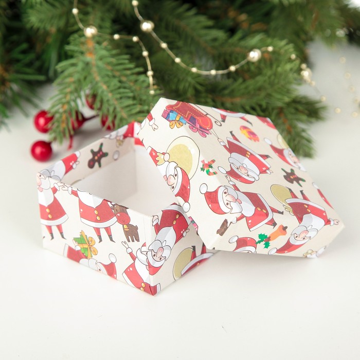 Набор коробок 5в1 "Дед Морозы", 18 х 18 х 10 - 7,5 х 7,5 х 4 см