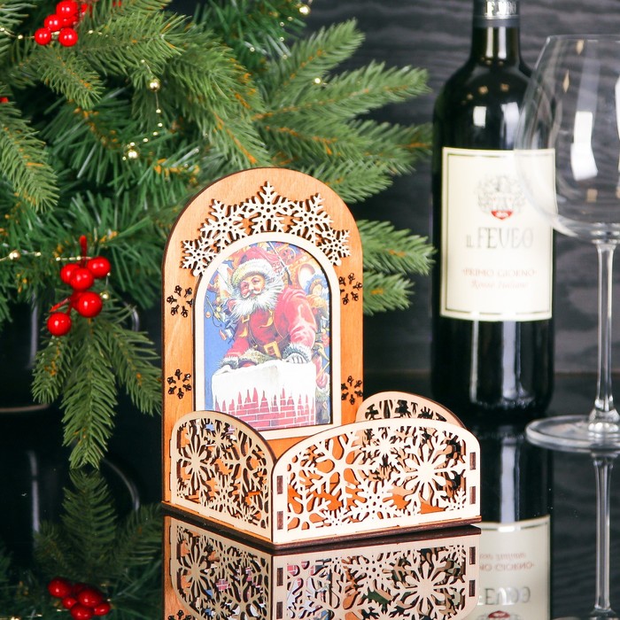 Подарочная коробка "Дед Мороз", 11,5 х 11,5 х 17 см