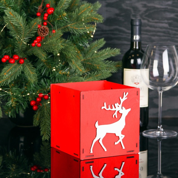 Подарочная коробка "Лесной олень", без ленты, 15 х 15 х 15 см