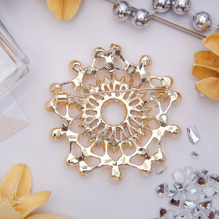 Брошь "Венок жемчужный", цвет белый в золоте