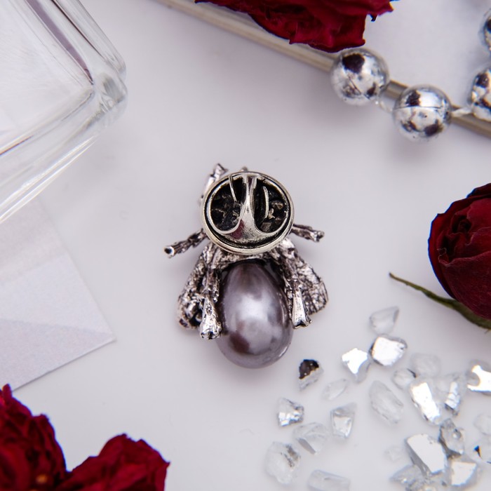 Брошь "Муха" с маленькими крылышками, цвет серый в черненом серебре