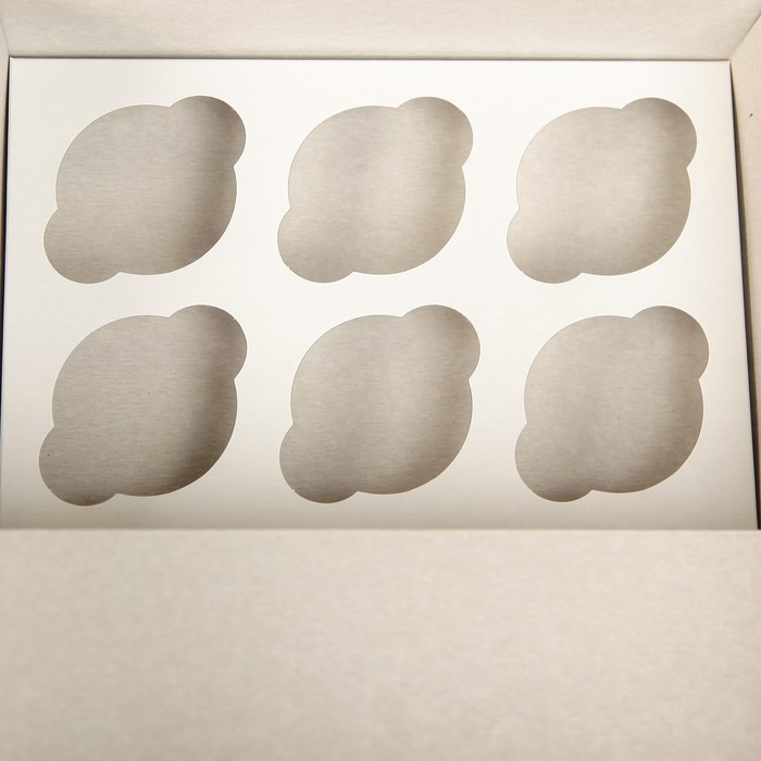 Коробка картонная на 6 капкейков "Время волшебства", 25 х 17 х 10 см