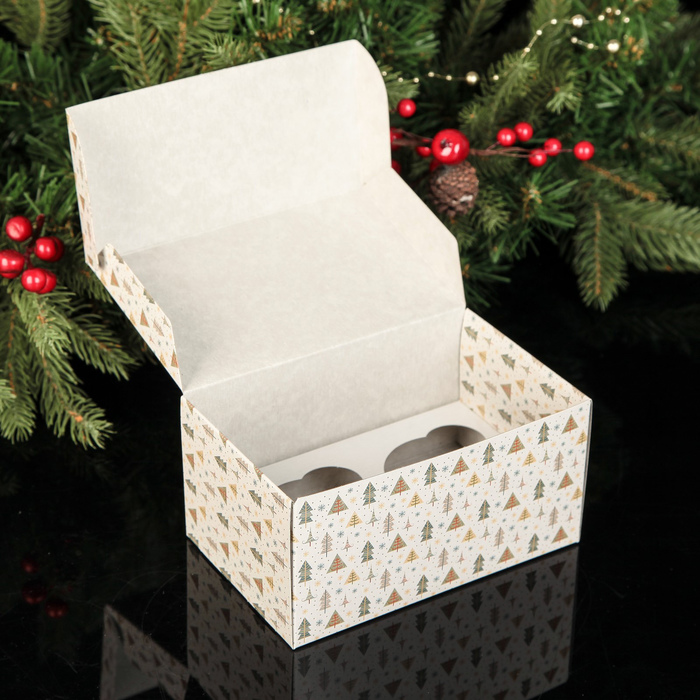Коробка картонная на 2 капкейка "В гостях у елочек", 16 х 10 х 8 см