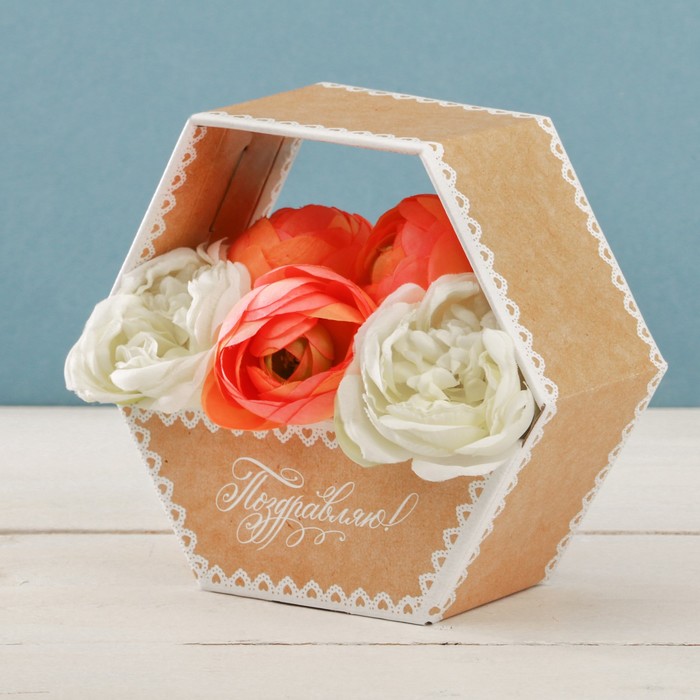 Коробка-сота для цветов «Нежное кружево», 23 х 20 см