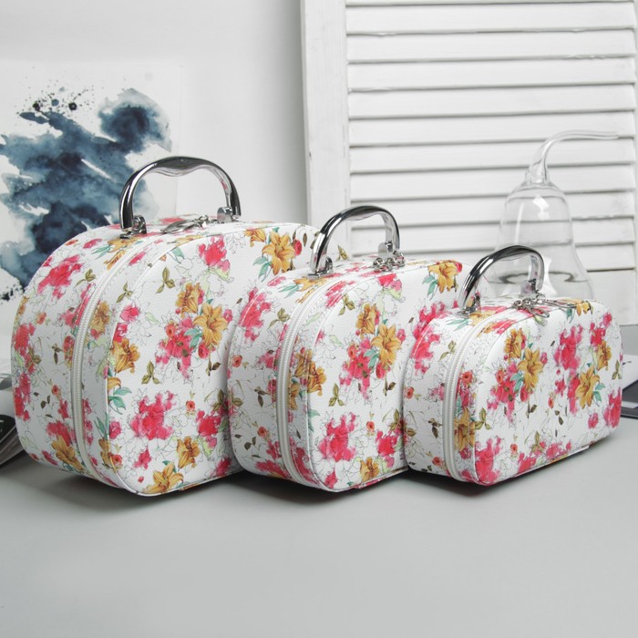 Набор косметичек 3 в 1 «Цветы», отдел на молнии, зеркало, цвет белый/розовый