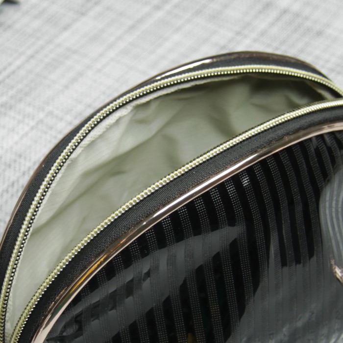 Косметичка-сумочка «Полоски», отдел на молнии, ручка, цвет чёрный