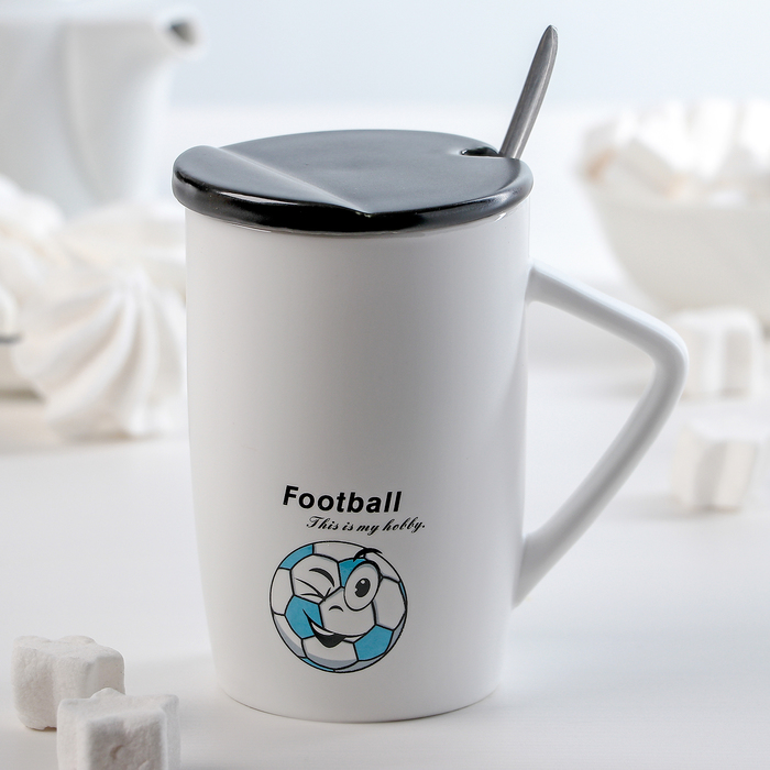 Кружка с крышкой и ложкой "Футбол" 420 мл, 11,5х8х12 см, рисунок МИКС