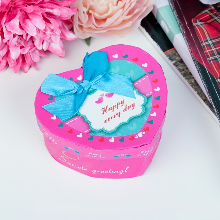 Коробка подарочная сердце 10 х 11 х 5,5 см МИКС