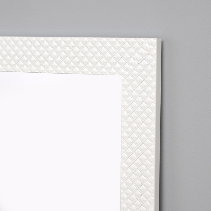 Зеркало «Милана», настенное, белый багет, 60×120 см,рама пластик, 51 мм