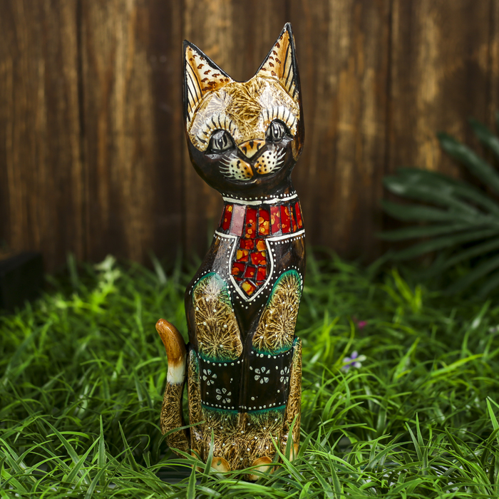 Интерьерный сувенир "Кошка с красным галстуком" 30 см