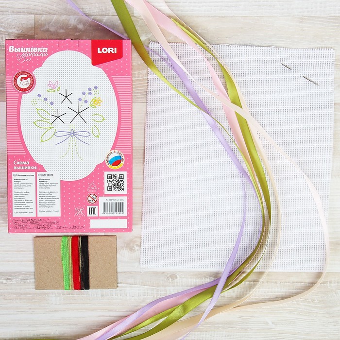 Вышивка лентами "Чайные розы"