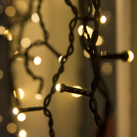 

УЦЕНКА Гирлянда "Занавес" уличная, УМС, 2 х 3 м, 3W LED(SMD-SB)-760-220V, нить тёмная, свечение тёплое белое