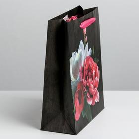 

Пакет ламинированный вертикальный «Цветы любви», M 26 × 30 × 9 см