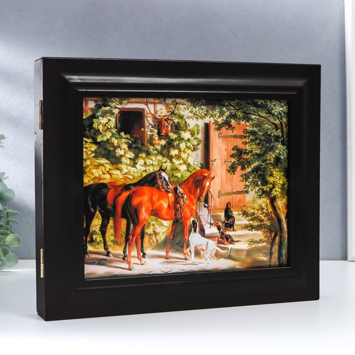 

Ключница "Лошади" Венге 26,5х31,5х4,5 см