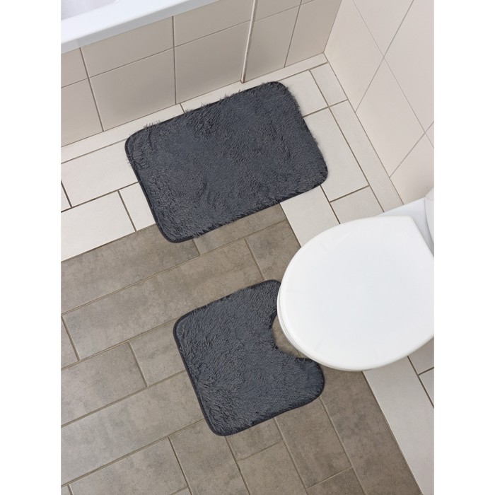 Набор ковриков для ванны и туалета Доляна «Пушистик», 2 шт: 38×40, 40×60 см, цвет серый