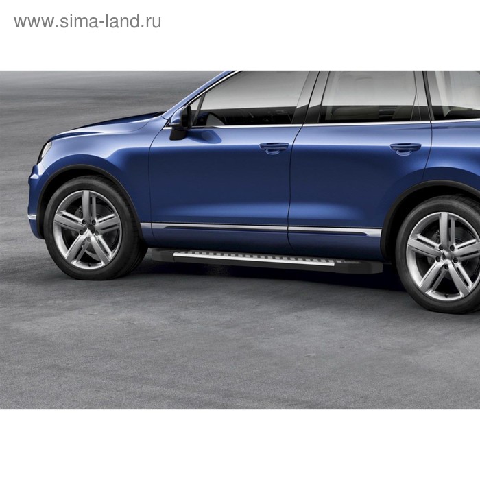 

Пороги на автомобиль "Bmw-Style круг" Rival для Volkswagen Touareg II рестайлинг (R-Line) 2014-2018, 193 см, 2 шт., алюминий, D193AL.5801.4