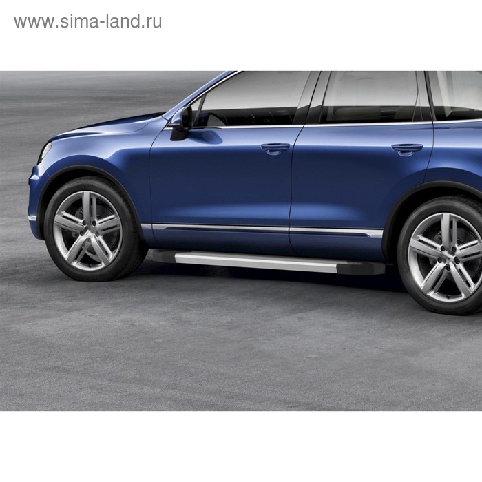 

Пороги на автомобиль "Silver" Rival для Volkswagen Touareg II рестайлинг (R-Line) 2014-2018, 193 см, 2 шт., алюминий, F193AL.5801.4