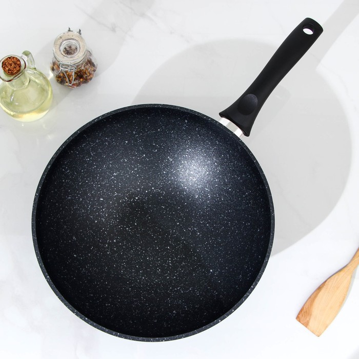 фото Сковорода-wok, d=28, антипригарное покрытие, цвет тёмный мрамор kukmara