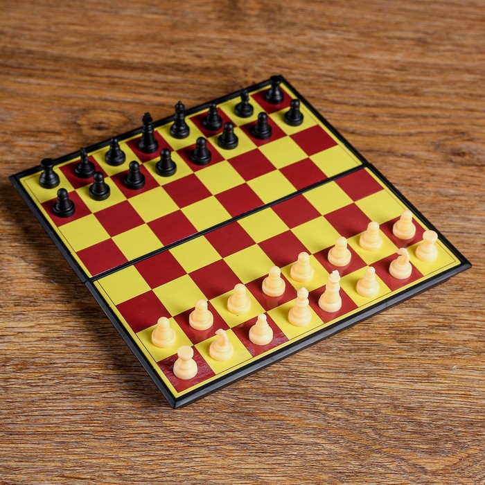 Настольная игра 2 в 1 Баталия шашки, шахматы, доска пластик 16.5х16.5см