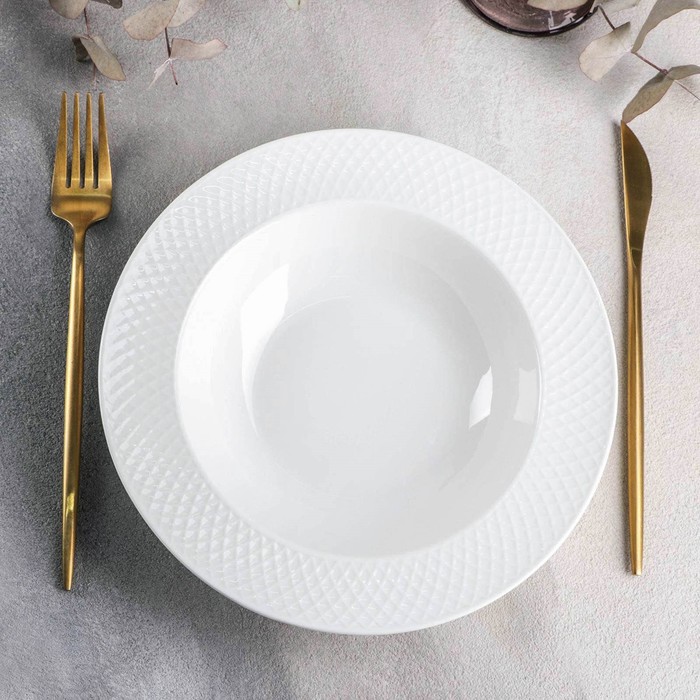 Тарелка фарфоровая глубокая Wilmax «Юлия Высоцкая», 500 мл, d=22,5 см, цвет белый тарелка глубокая wilmax england юлия высоцкая