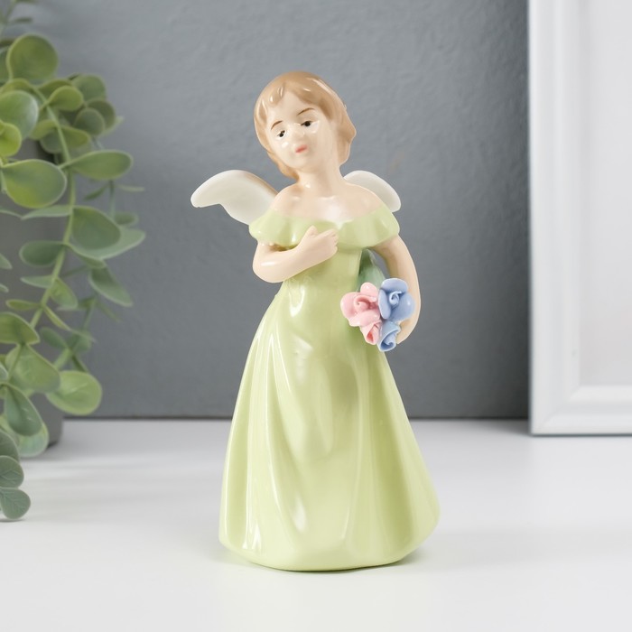 Сувенир керамика Девочка ангел с букетом 14х6,5х6 см цена и фото