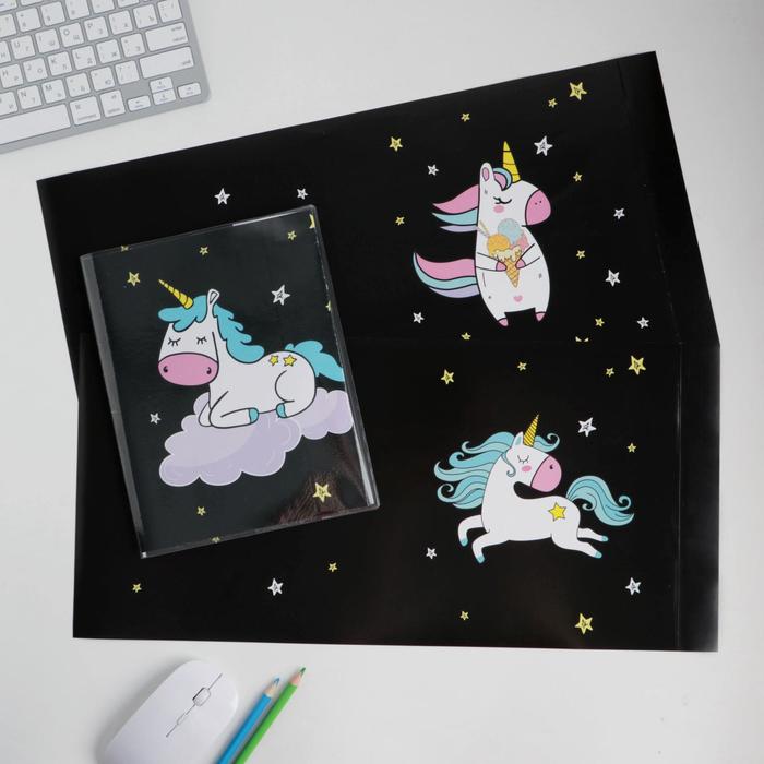 Обложка со вставками Мечтательный единорог 232 45 см 39₽
