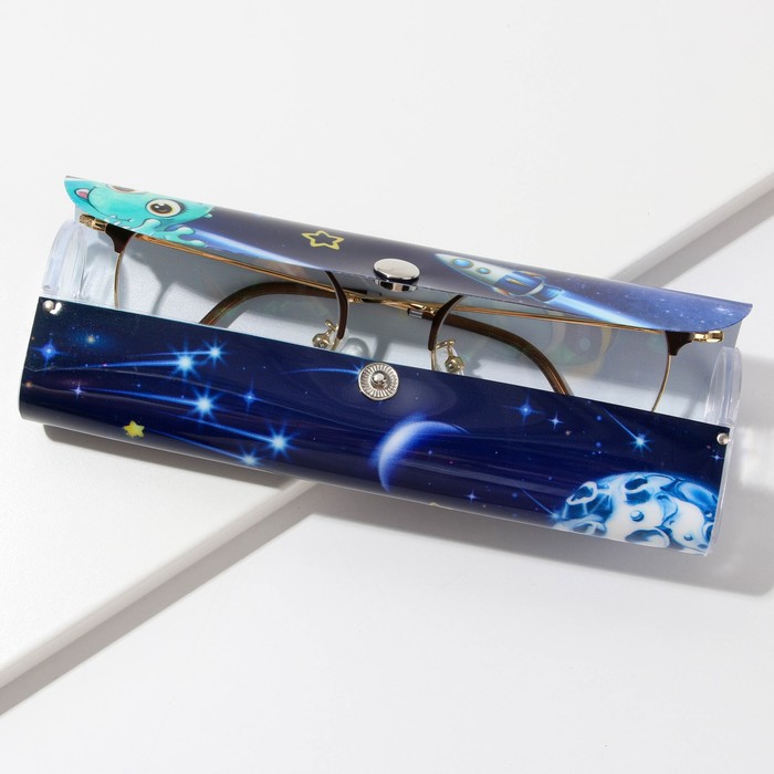 

Футляр для очков «Космос»