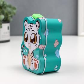 

Копилка металл "Тигрёнок" с замком и ключиком МИКС 10х9х4,5 см