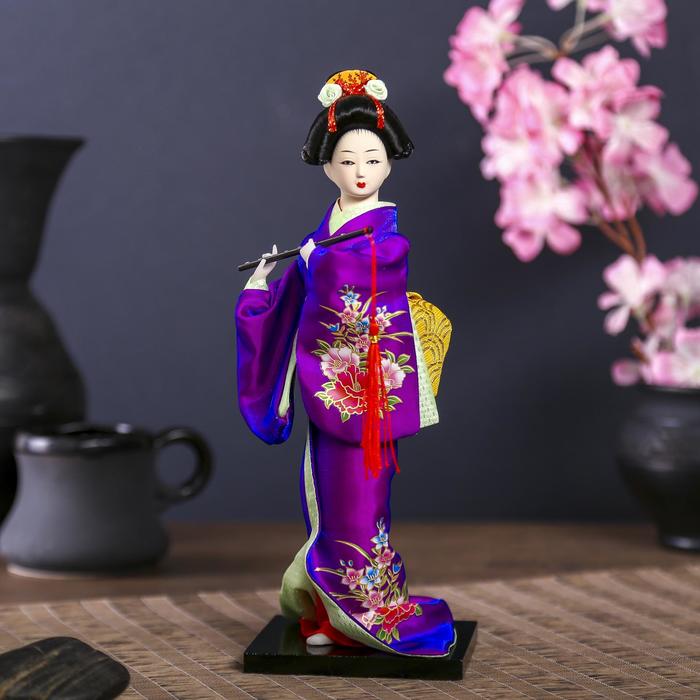 Кукла коллекционная Японка в фиолетовом кимоно с флейтой 25х9,5х9,5 см