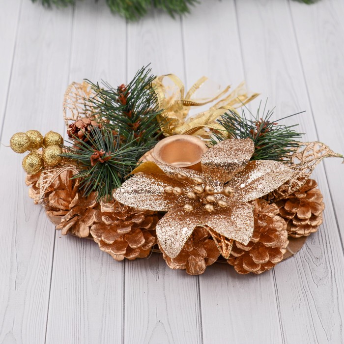 Подсвечник на одну свечу "Золотой цветок"