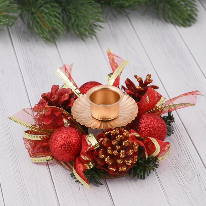 Подсвечник на одну свечу "Красные шишки", d = 2.5 см