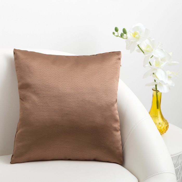 

Декоративная подушка «Этель» 40×40 см Дамаск CAPPUCCINO SOLID, 100% п/э
