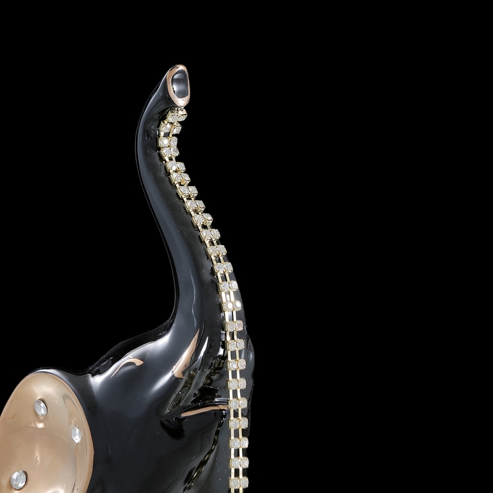 Сувенир "Слон чёрный со стразами на хоботе"