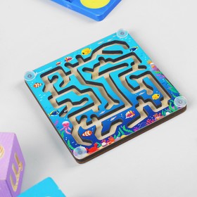 

Лабиринт с шариком «Подводный мир» 10 × 10 см