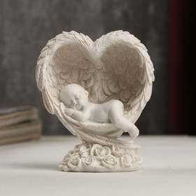 Сувенир полистоун 'Малыш спящий в сердце из крыльев' белый 7,8х6,8х4 см Ош