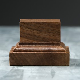 

Подставка-подиум деревянная, 50 × 50 х 35 мм, массив ореха