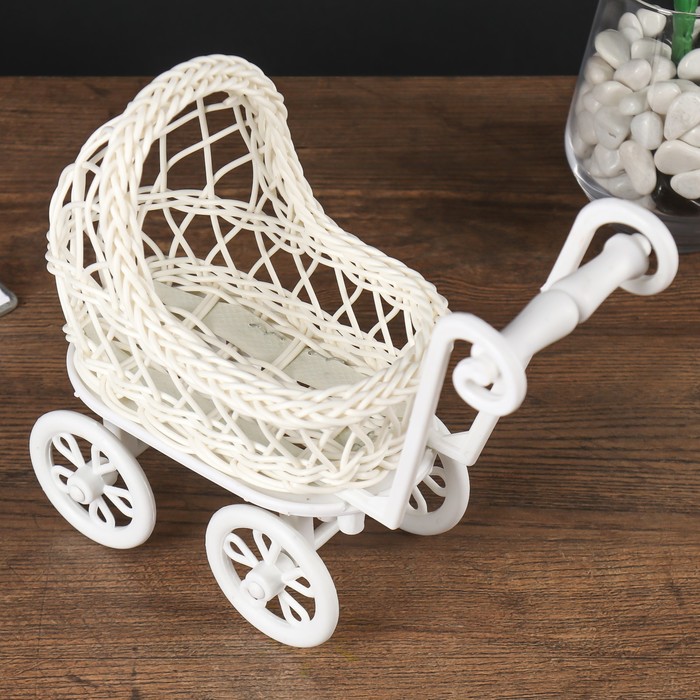 Корзинка декоративная "Коляска" средняя