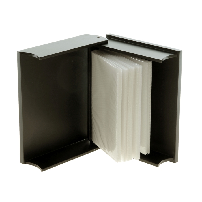 Фотоархив на 72 фото 10х15 см "Книга. Сердце на чёрном"