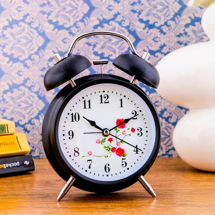 Будильник черный с подсветкой, на циферблате Jardin, 2 звоночка, стрелки светятся, микс