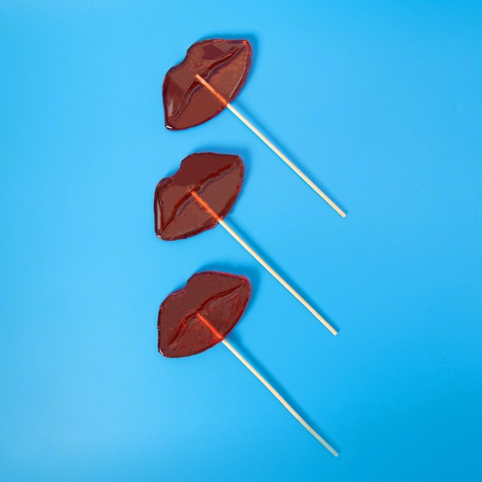 

Леденцовая карамель на палочке Dendy Candy «Губы», 40 г