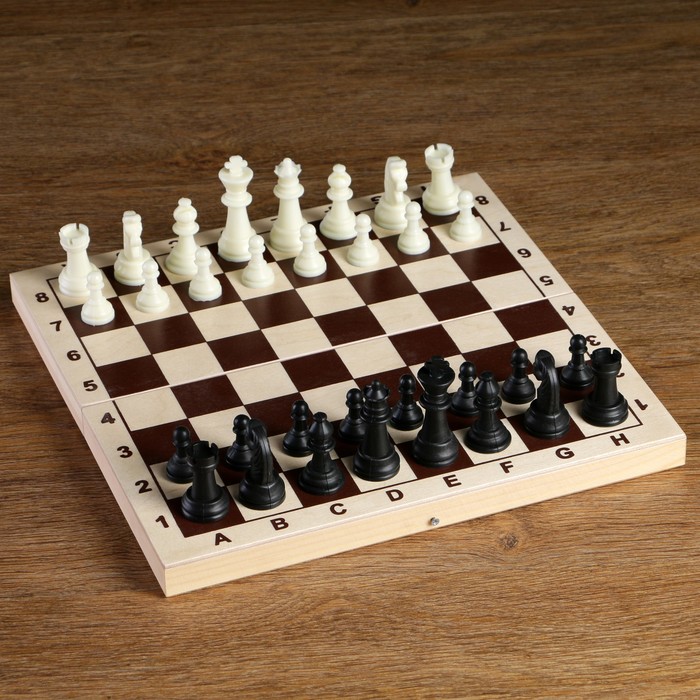 Шахматные фигуры, пластик, король h=6.2 см, пешка h= 3.5 см