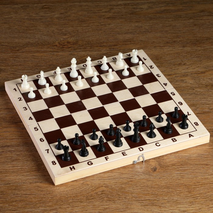 Шахматные фигуры, пластик, король h=4.2 см, пешка h=2.см