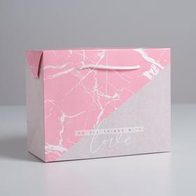 Пакет—коробка «Love», 23 х18 х11 см Ош