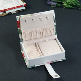 

Шкатулка кожзам для украшений "Винтажные цветы" 4,5х15,5х10,5 см