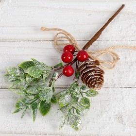 Декор "Зимнее очарование" шишка с ягодами на ветке 16 см